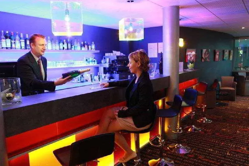 *** Hotel Best Western Aquakub Aix-les-Bains França